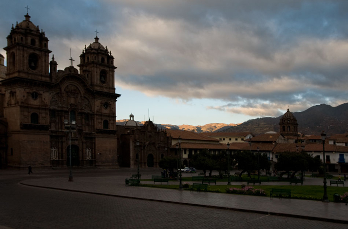 Plaza de Armas dimineata